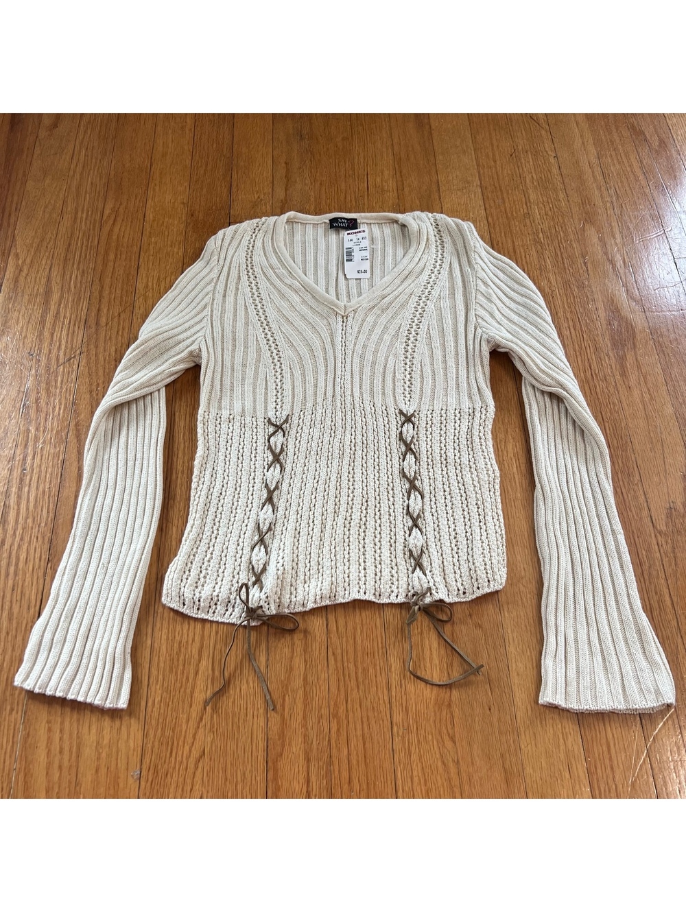 Vintage Y2K boho knit flared sleeve sweater